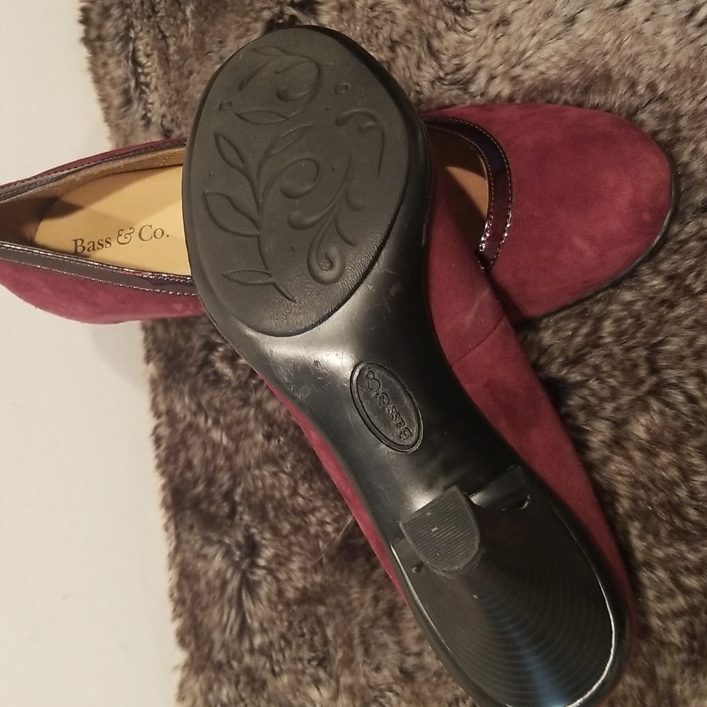 Women's heels by Bass size 9.5 M Aubergine - Picture 3 of 5